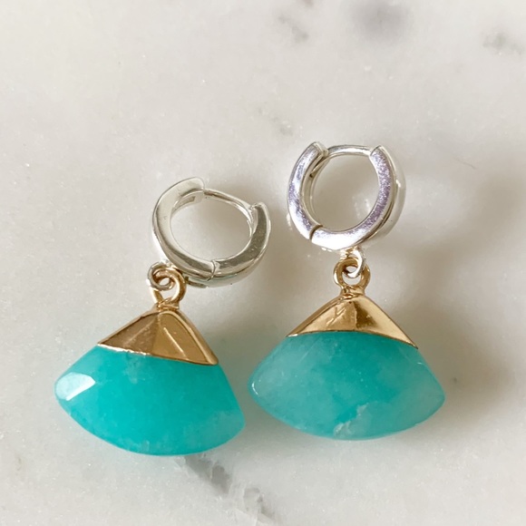 Jewelry - Amazonite dangly earrings